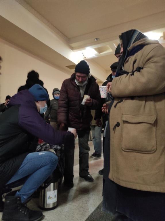 Vida de sintecho en Ucrania: en el inverno más frío está el calor de la solidaridad